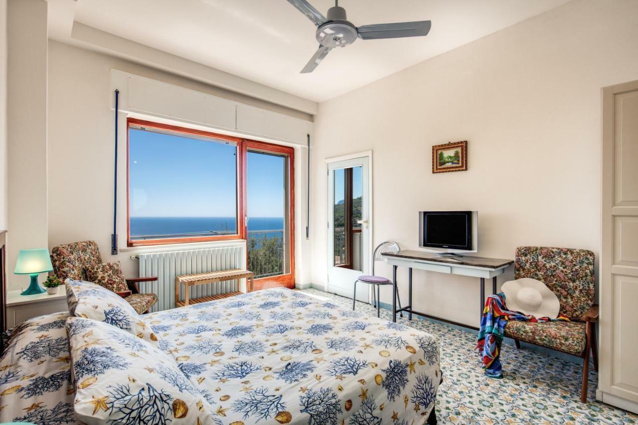 Geca'S House - Panoramic Sea View Studio Масса-Лубренсе Екстер'єр фото