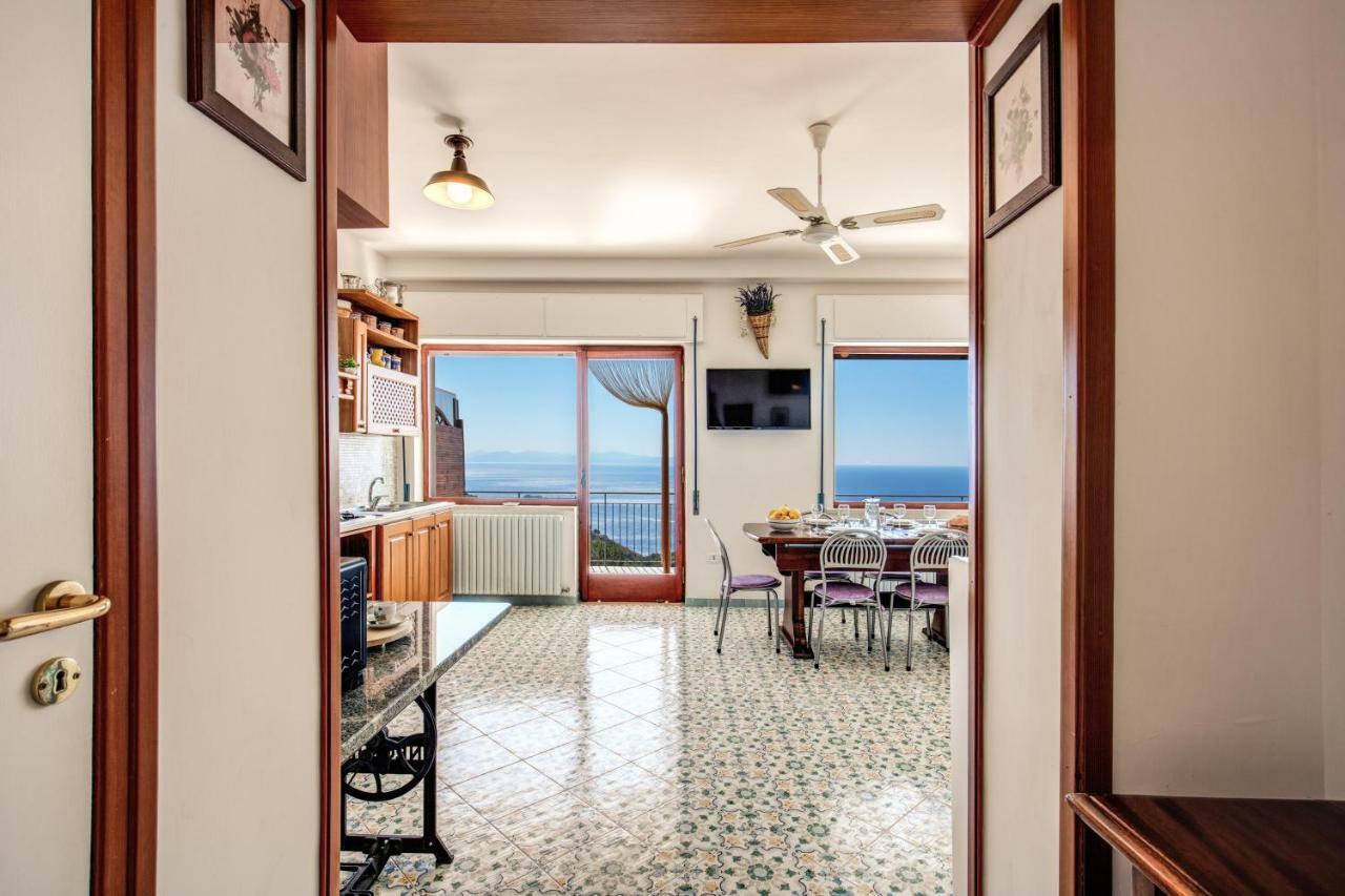 Geca'S House - Panoramic Sea View Studio Масса-Лубренсе Екстер'єр фото