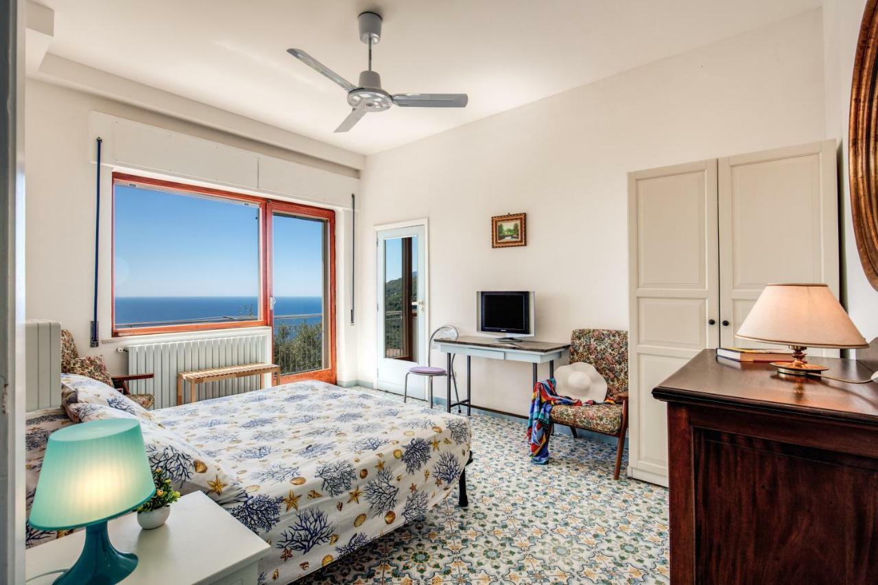 Geca'S House - Panoramic Sea View Studio Масса-Лубренсе Екстер'єр фото